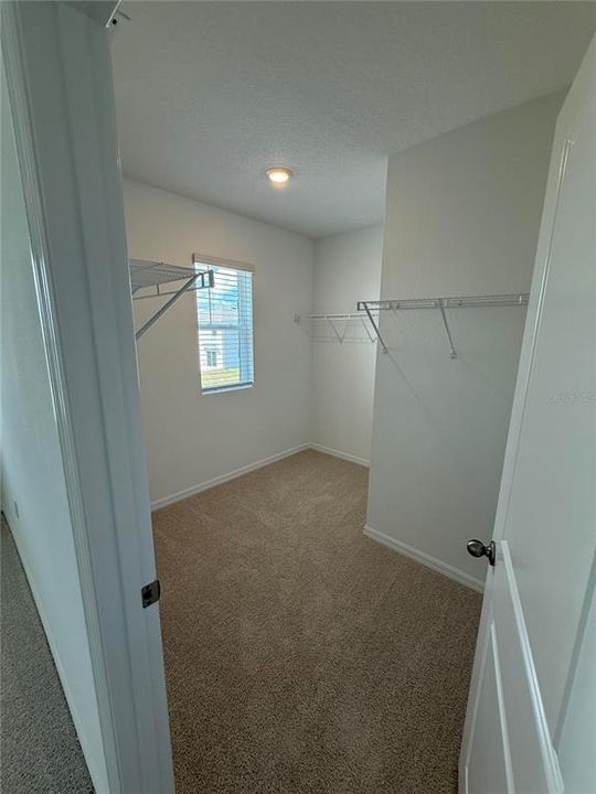 В аренду: $2,900 (5 спален, 3 ванн, 2453 Квадратных фут)