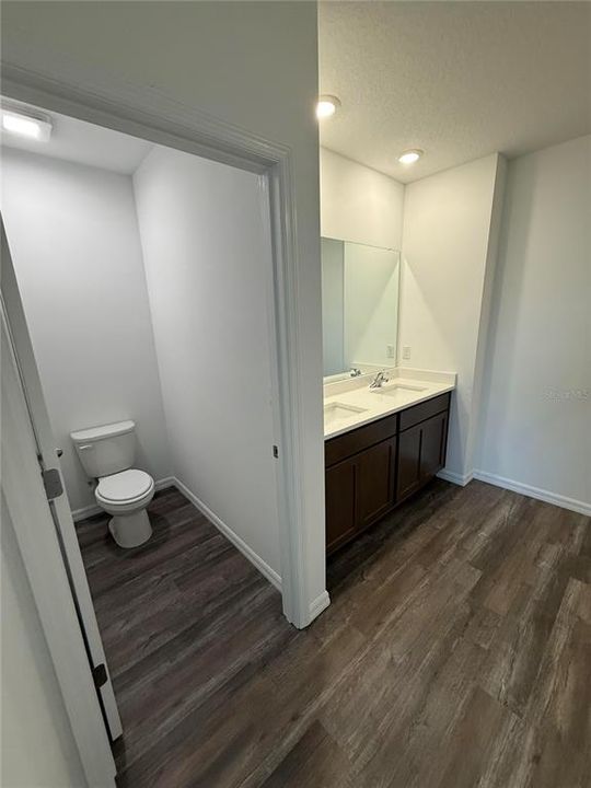 В аренду: $2,900 (5 спален, 3 ванн, 2453 Квадратных фут)