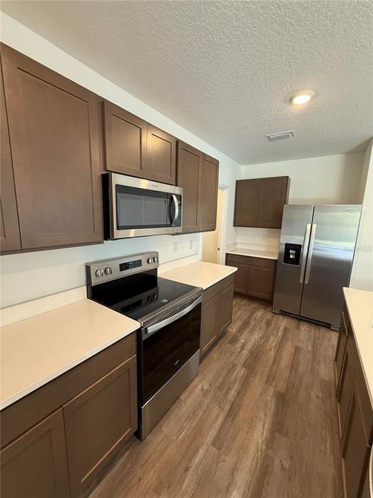 В аренду: $2,900 (5 спален, 3 ванн, 2453 Квадратных фут)