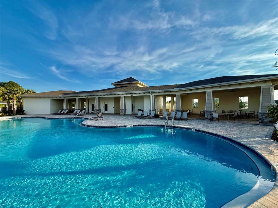 Active With Contract: $2,700 (5 beds, 3 baths, 2453 Square Feet)