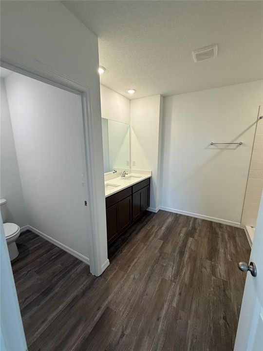 В аренду: $2,900 (5 спален, 3 ванн, 2453 Квадратных фут)