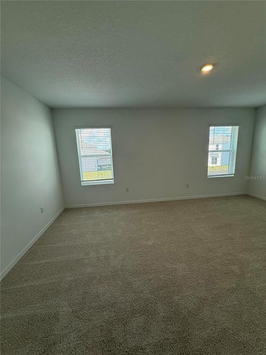 В аренду: $2,900 (5 спален, 3 ванн, 2453 Квадратных фут)