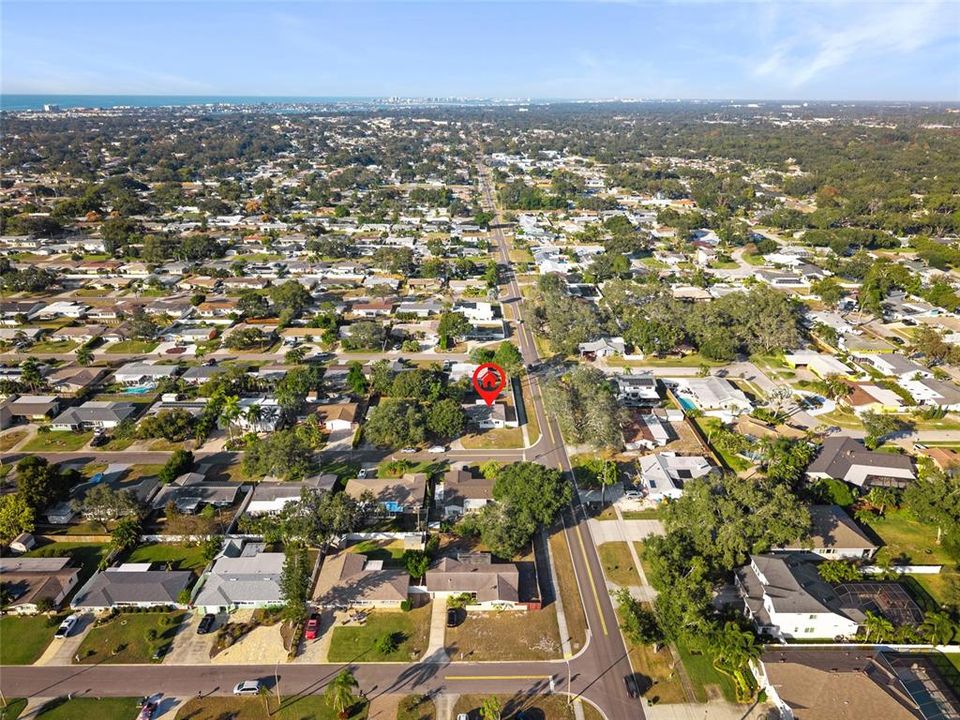 待售: $450,000 (4 贝兹, 2 浴室, 1452 平方英尺)