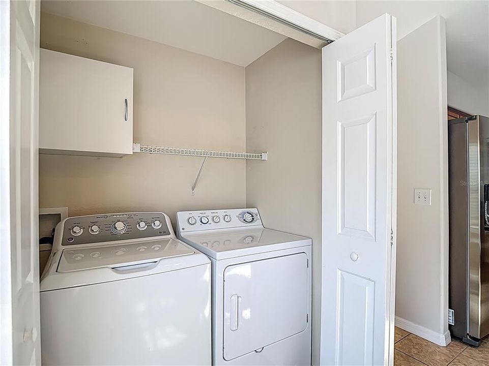 En Venta: $304,900 (3 camas, 2 baños, 1390 Pies cuadrados)