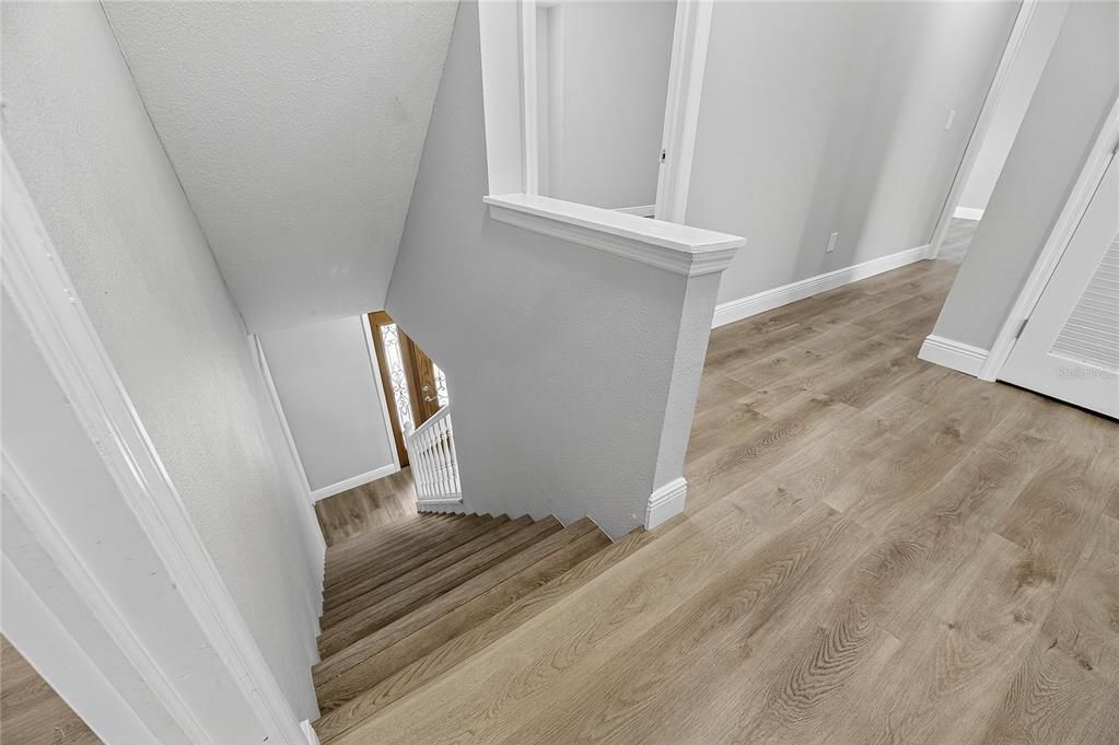 出租: $3,200 (4 贝兹, 2 浴室, 2074 平方英尺)