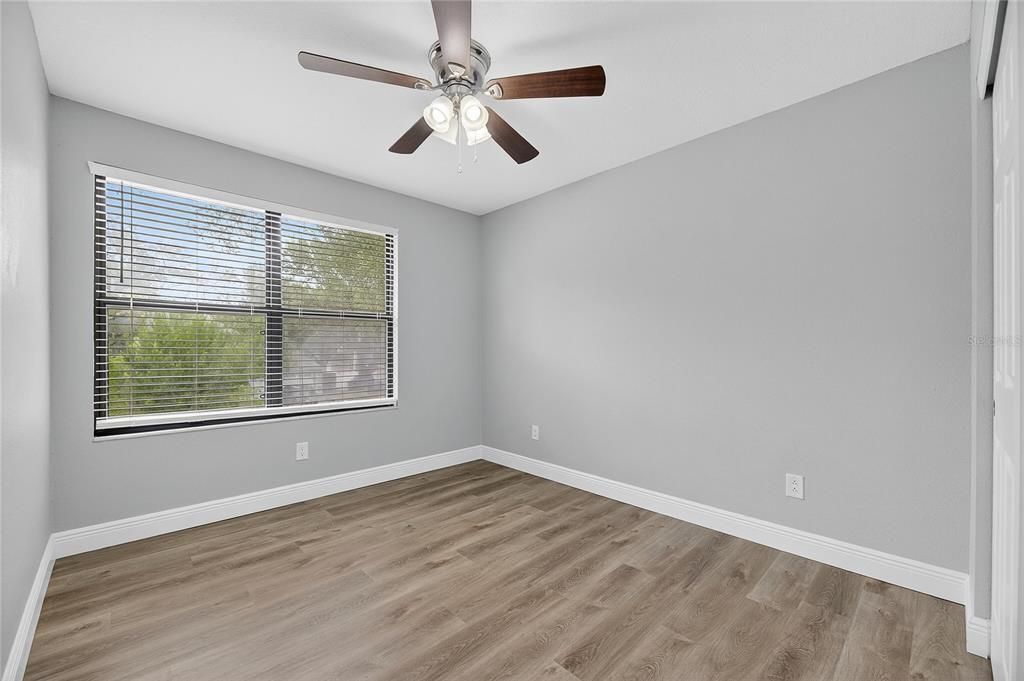 出租: $3,200 (4 贝兹, 2 浴室, 2074 平方英尺)