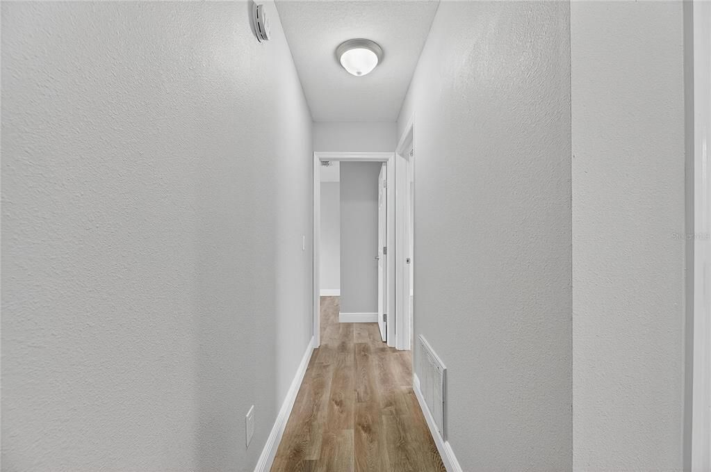 出租: $3,200 (4 贝兹, 2 浴室, 2074 平方英尺)