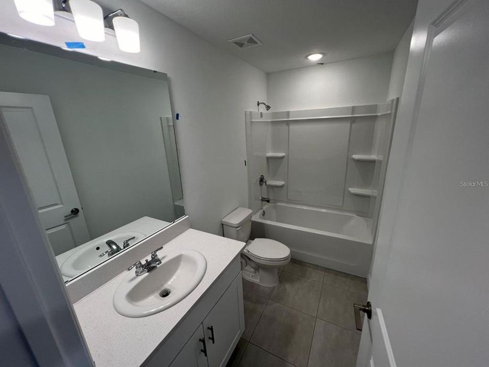 For Rent: $2,100 (3 beds, 2 baths, 1616 Square Feet)