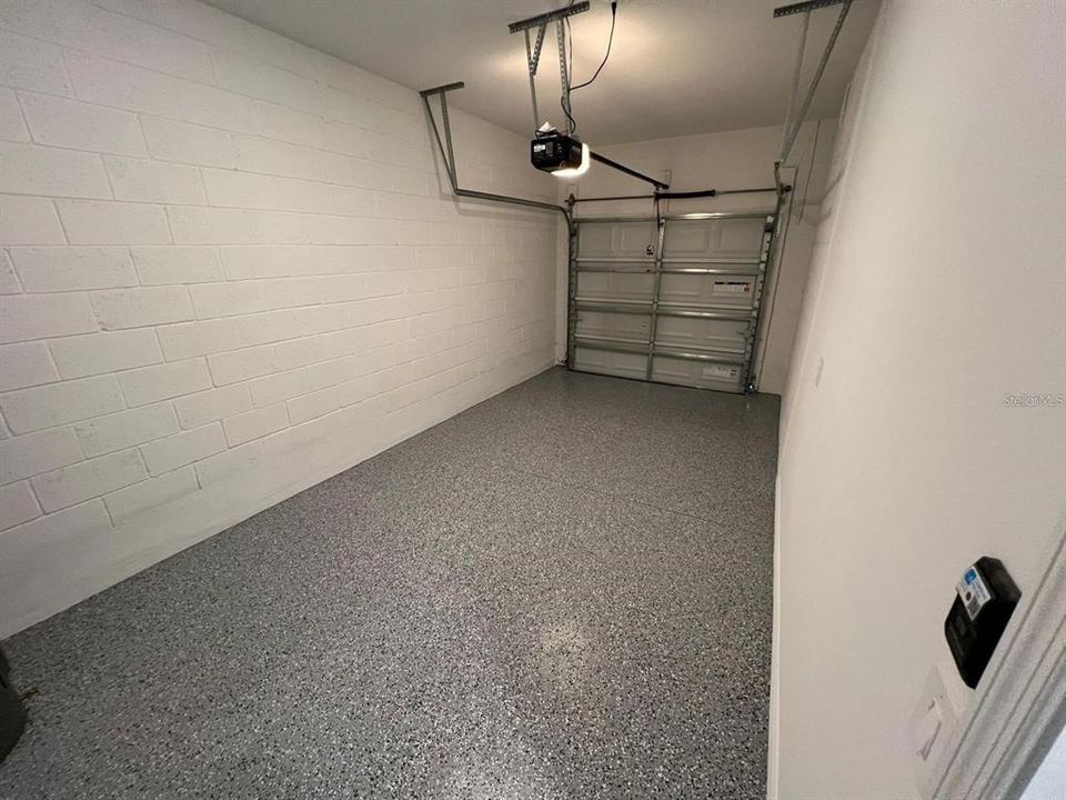 For Rent: $2,100 (3 beds, 2 baths, 1616 Square Feet)