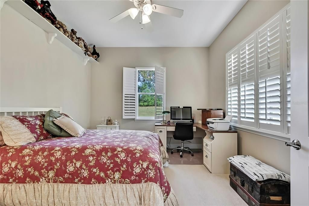 For Sale: $999,999 (4 beds, 3 baths, 2616 Square Feet)