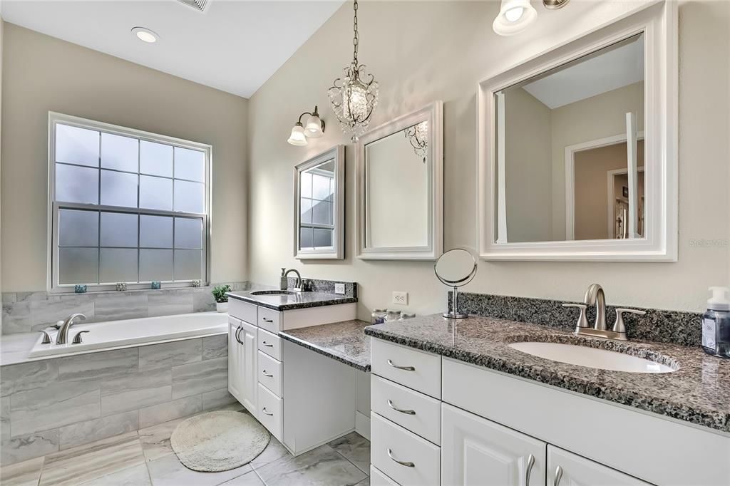 For Sale: $999,999 (4 beds, 3 baths, 2616 Square Feet)