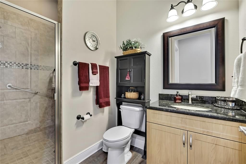 For Sale: $999,999 (4 beds, 3 baths, 2616 Square Feet)