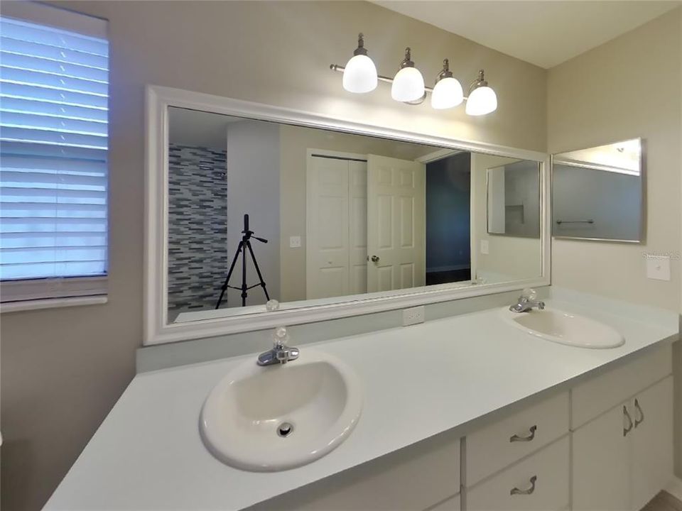 出租: $2,059 (3 贝兹, 2 浴室, 1639 平方英尺)