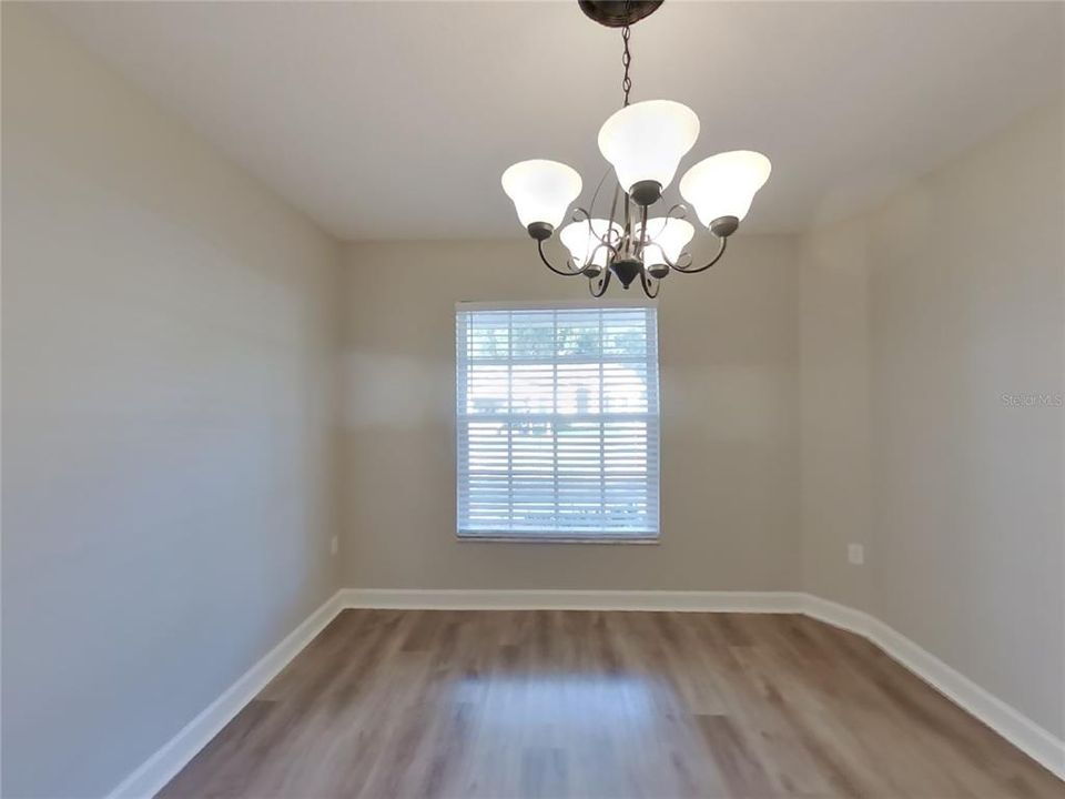 出租: $2,059 (3 贝兹, 2 浴室, 1639 平方英尺)