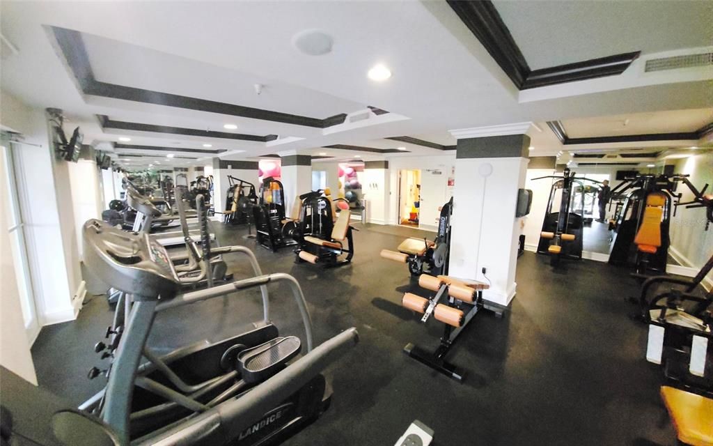 待售: $489,000 (2 贝兹, 2 浴室, 1051 平方英尺)