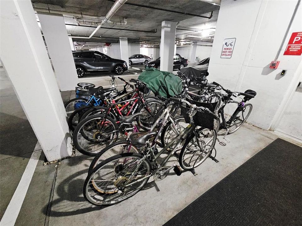 待售: $489,000 (2 贝兹, 2 浴室, 1051 平方英尺)