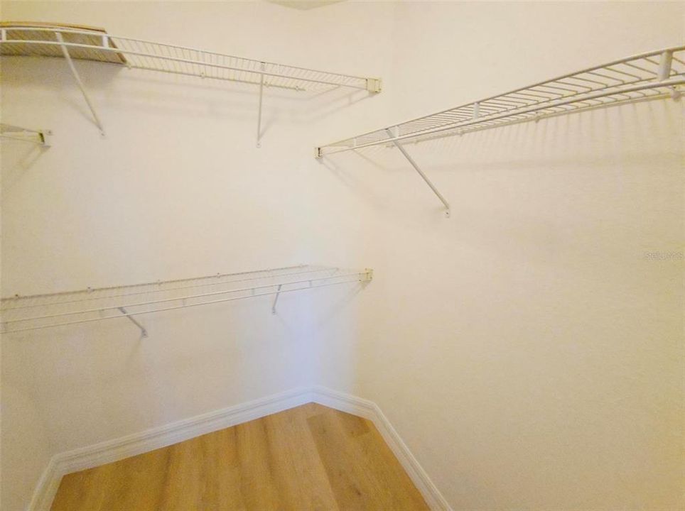 待售: $489,000 (2 贝兹, 2 浴室, 1051 平方英尺)