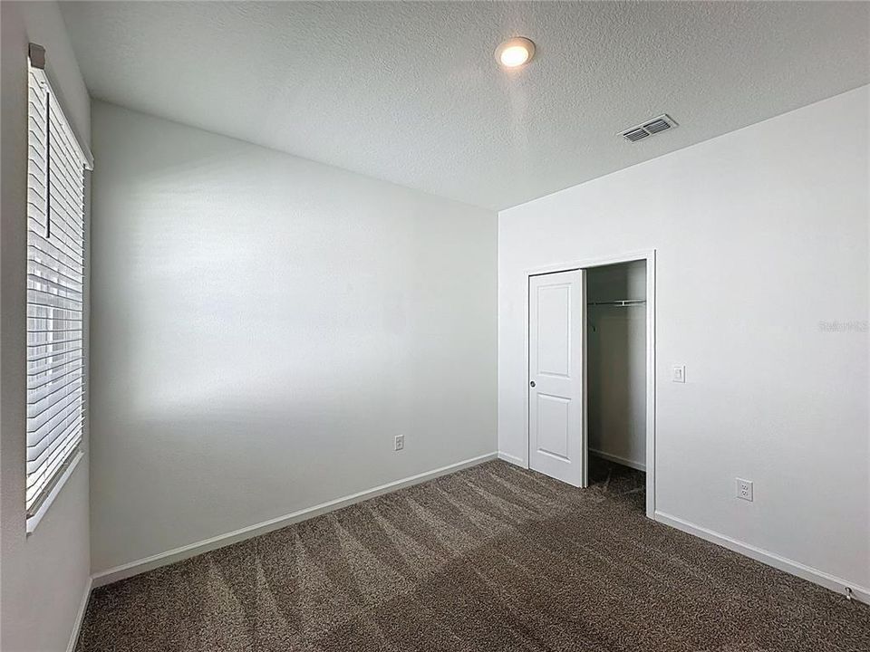 For Sale: $389,900 (4 beds, 2 baths, 1877 Square Feet)