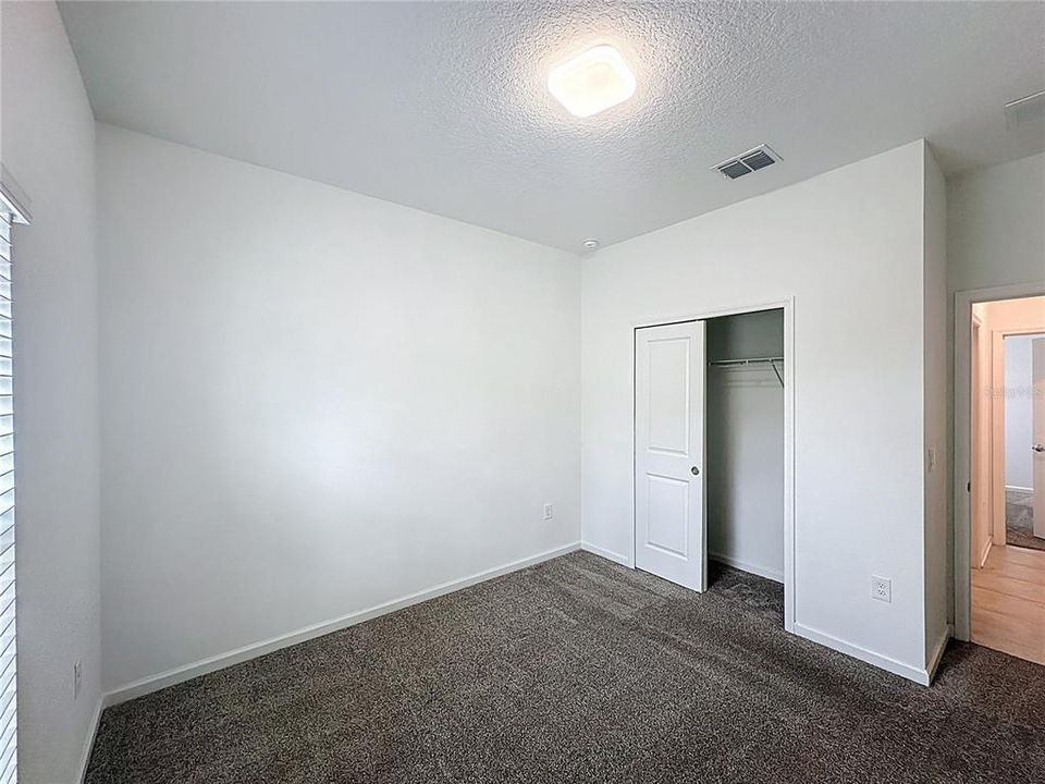 For Sale: $389,900 (4 beds, 2 baths, 1877 Square Feet)