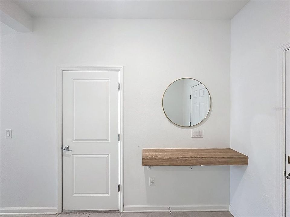 For Sale: $389,900 (4 beds, 2 baths, 1877 Square Feet)