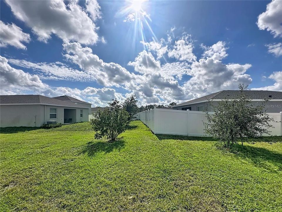 For Sale: $389,900 (4 beds, 2 baths, 1877 Square Feet)