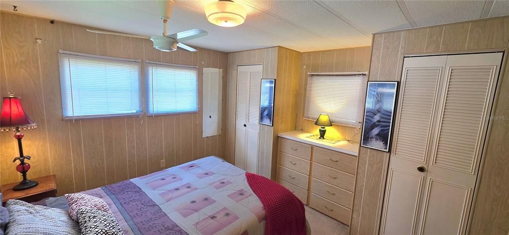 For Sale: $98,900 (2 beds, 1 baths, 754 Square Feet)