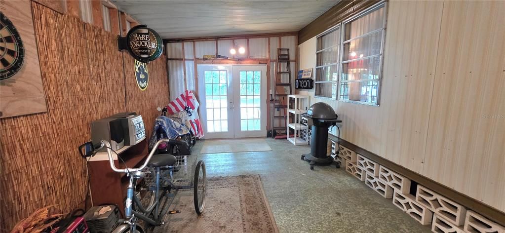 For Sale: $98,900 (2 beds, 1 baths, 754 Square Feet)