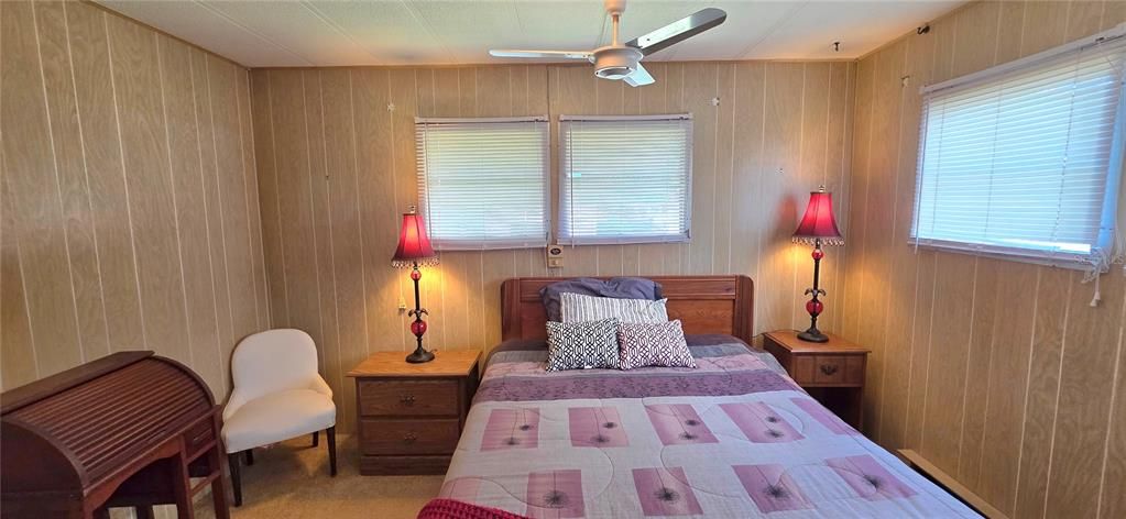 For Sale: $98,900 (2 beds, 1 baths, 754 Square Feet)