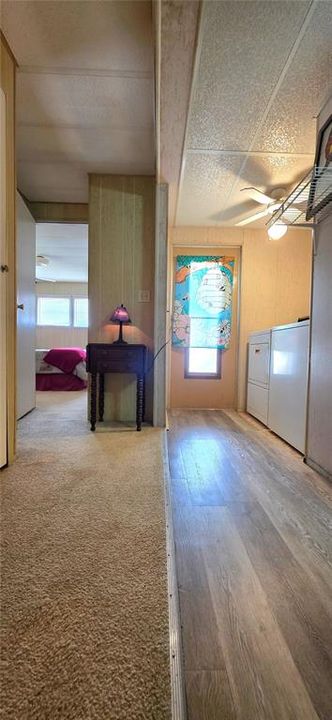 For Sale: $98,900 (2 beds, 1 baths, 754 Square Feet)