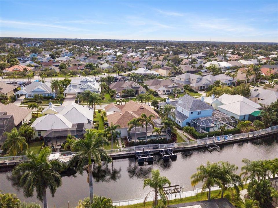 En Venta: $1,199,000 (3 camas, 2 baños, 2588 Pies cuadrados)