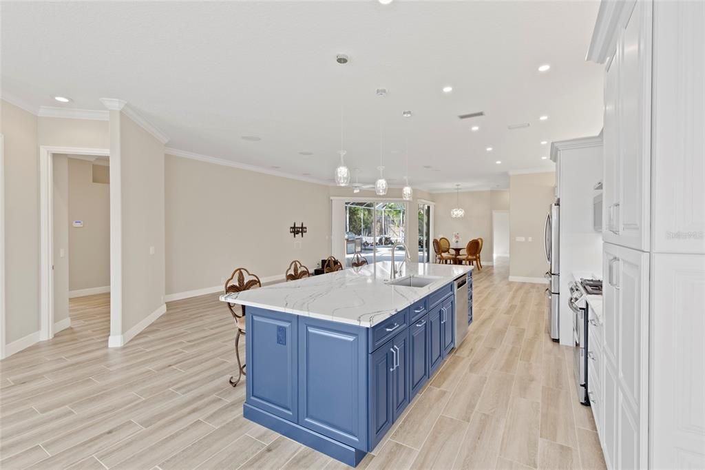 En Venta: $1,199,000 (3 camas, 2 baños, 2588 Pies cuadrados)