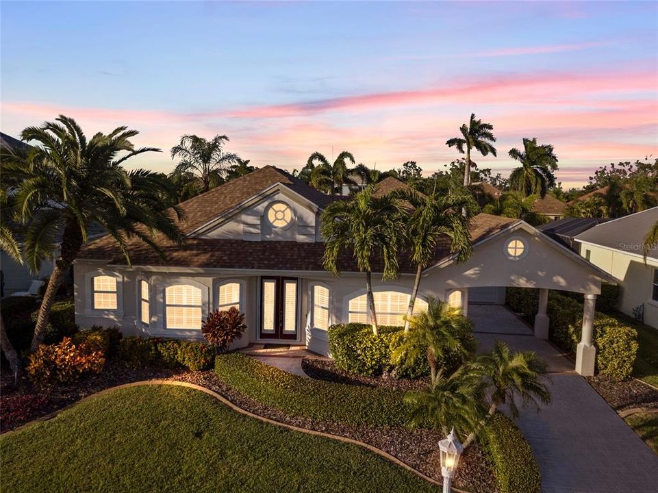 En Venta: $1,199,000 (3 camas, 2 baños, 2588 Pies cuadrados)