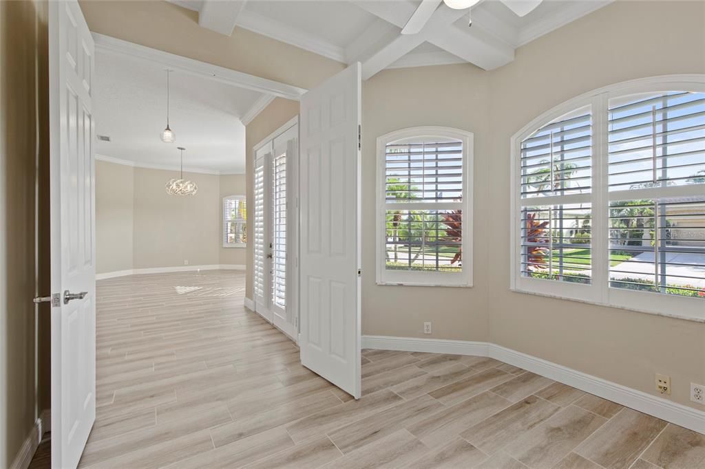 En Venta: $1,199,000 (3 camas, 2 baños, 2588 Pies cuadrados)