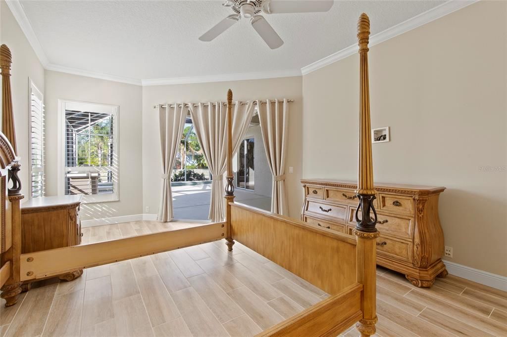 En Venta: $1,199,000 (3 camas, 2 baños, 2588 Pies cuadrados)