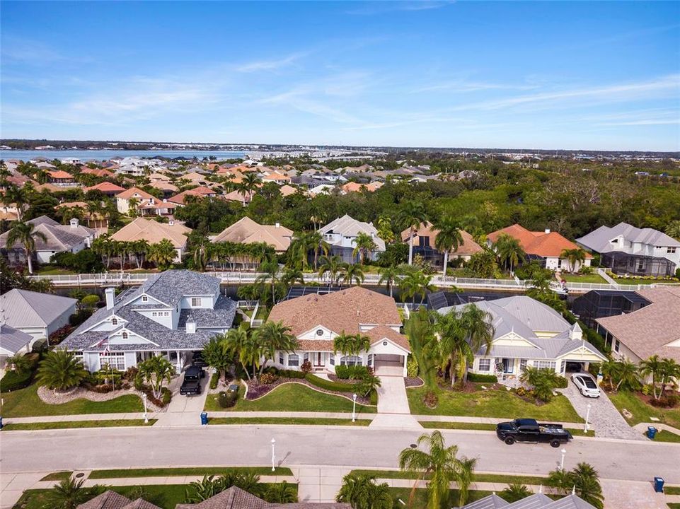 En Venta: $1,199,000 (3 camas, 2 baños, 2588 Pies cuadrados)