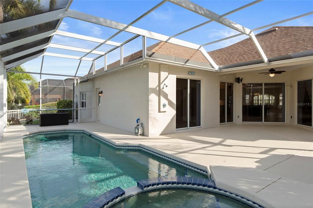 En Venta: $1,199,000 (3 camas, 2 baños, 2588 Pies cuadrados)