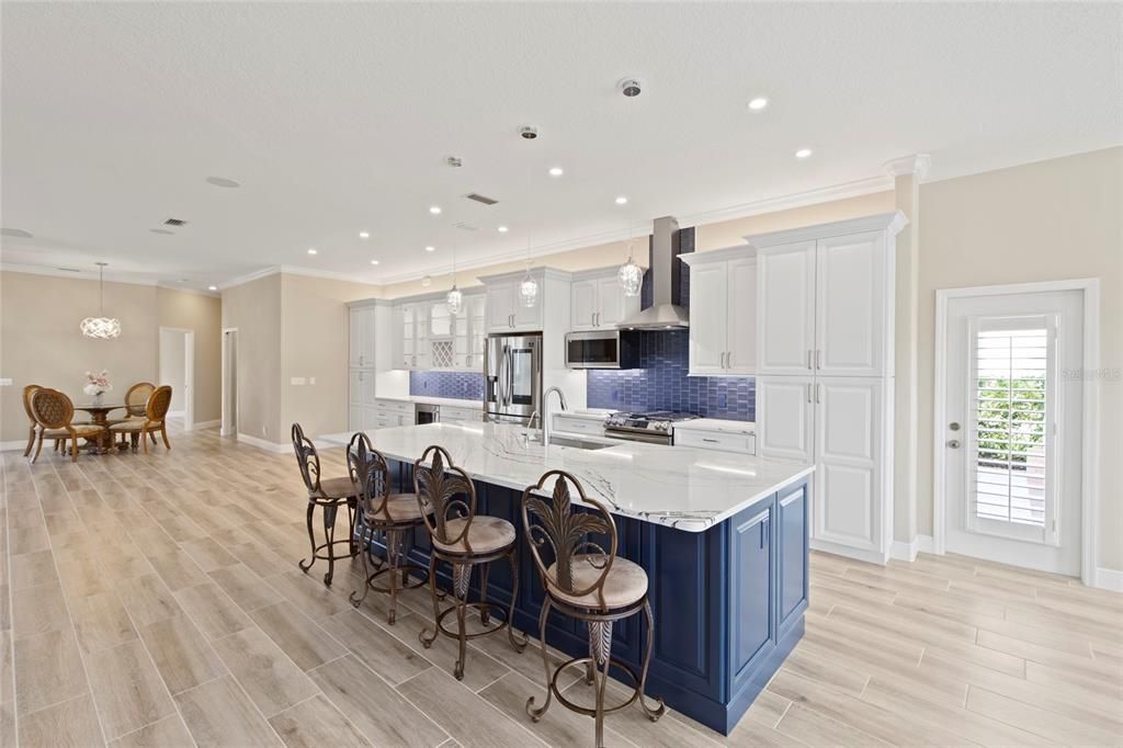 En Venta: $1,199,000 (3 camas, 2 baños, 2588 Pies cuadrados)