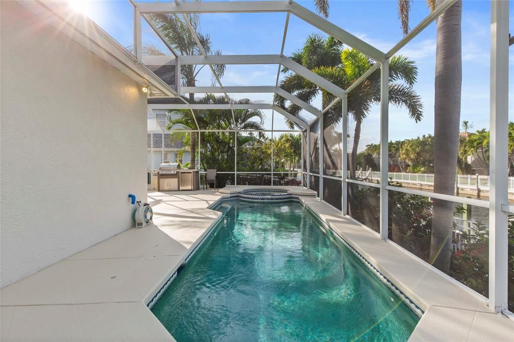 En Venta: $1,199,000 (3 camas, 2 baños, 2588 Pies cuadrados)