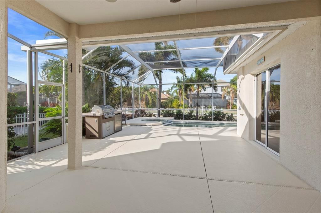 En Venta: $1,199,000 (3 camas, 2 baños, 2588 Pies cuadrados)