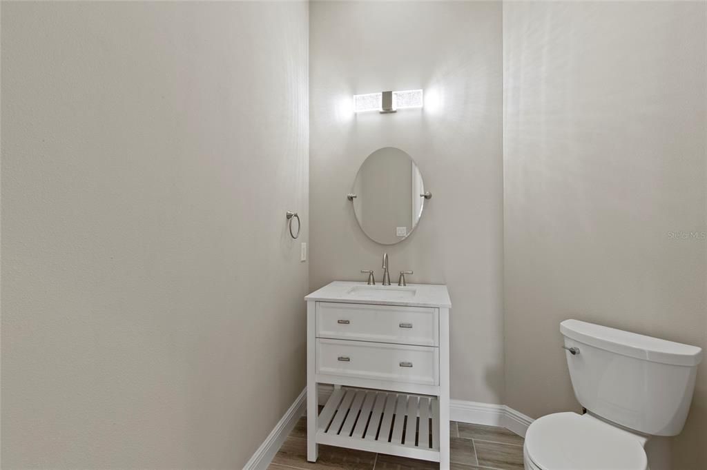 En Venta: $1,199,000 (3 camas, 2 baños, 2588 Pies cuadrados)