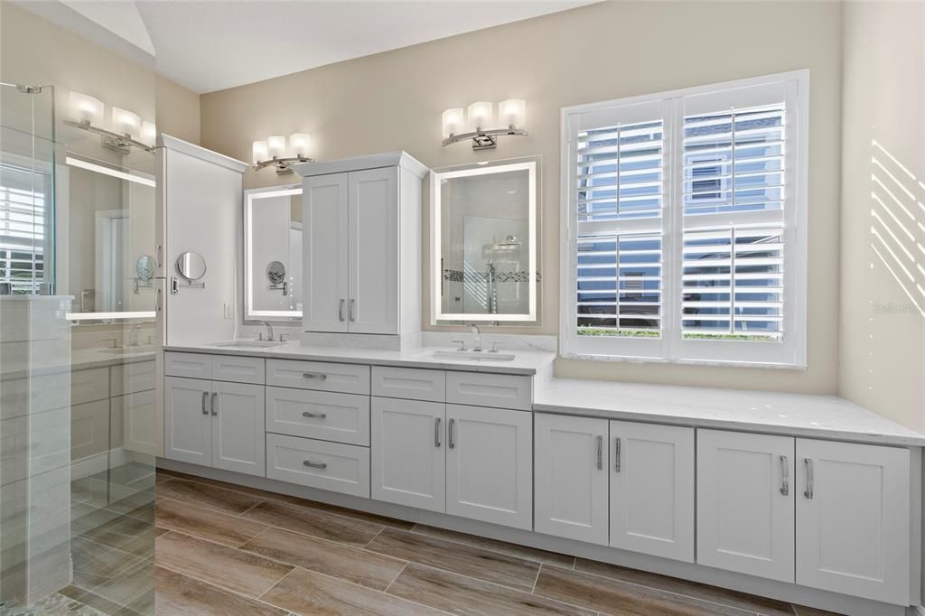 En Venta: $1,199,000 (3 camas, 2 baños, 2588 Pies cuadrados)