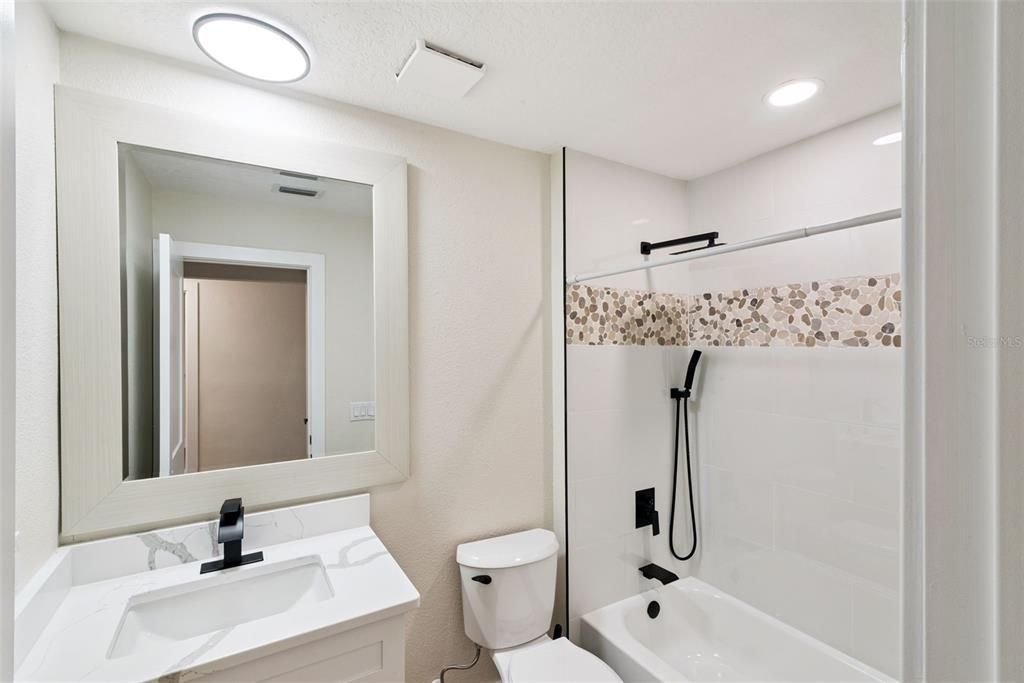 待售: $775,000 (4 贝兹, 3 浴室, 2590 平方英尺)