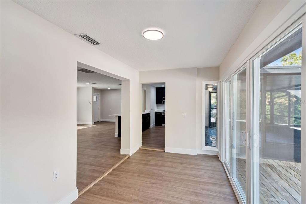 待售: $775,000 (4 贝兹, 3 浴室, 2590 平方英尺)