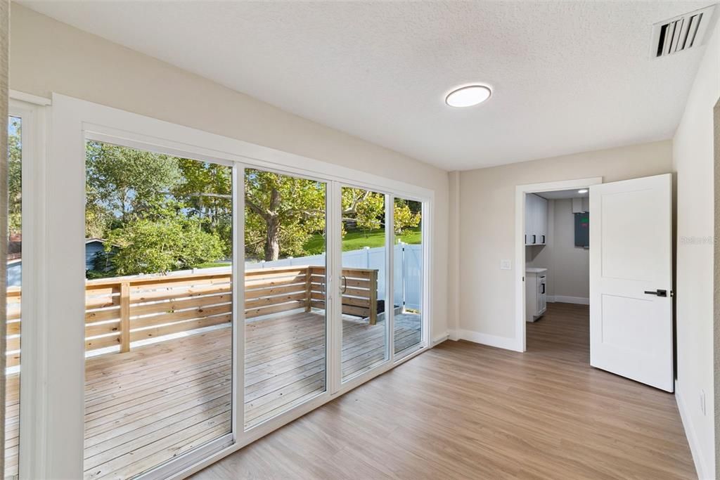 待售: $775,000 (4 贝兹, 3 浴室, 2590 平方英尺)