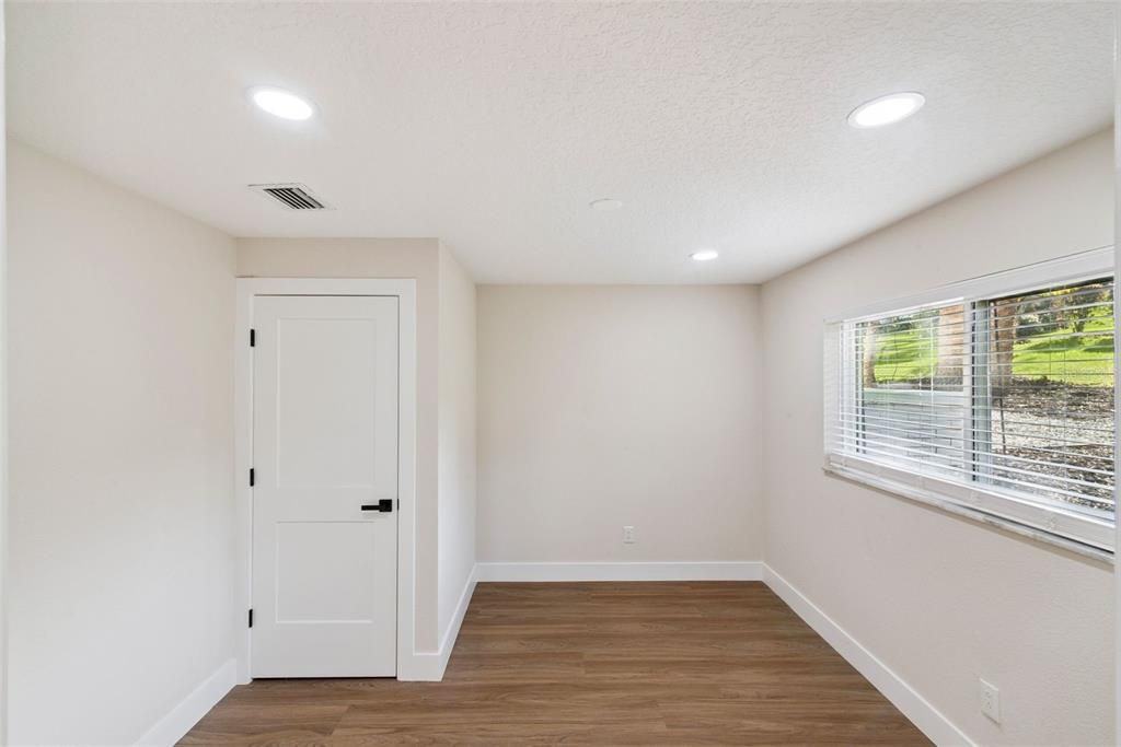 待售: $775,000 (4 贝兹, 3 浴室, 2590 平方英尺)