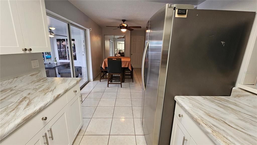 En Venta: $370,000 (3 camas, 2 baños, 1238 Pies cuadrados)