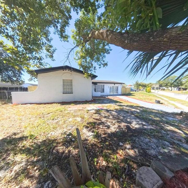 For Sale: $397,997 (3 beds, 2 baths, 1485 Square Feet)