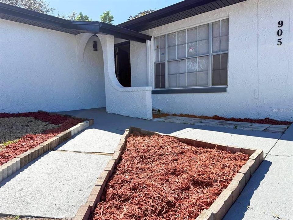 For Sale: $397,997 (3 beds, 2 baths, 1485 Square Feet)