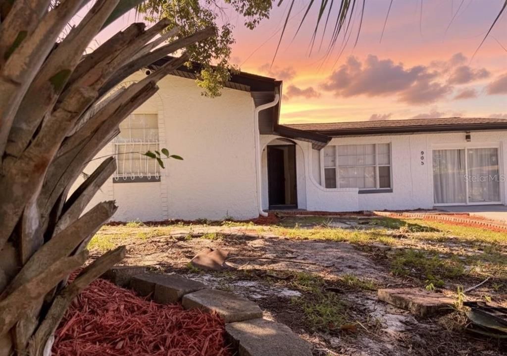 For Sale: $397,997 (3 beds, 2 baths, 1485 Square Feet)