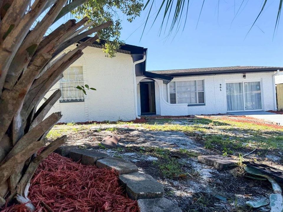 For Sale: $397,997 (3 beds, 2 baths, 1485 Square Feet)